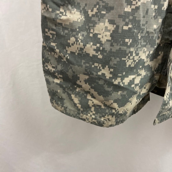 Army Digital Desert Camouflage Medium Regular Coat - Picture 8 of 11